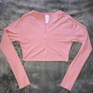 ❌SOLD❌ Zip-Down long sleeve  crop top